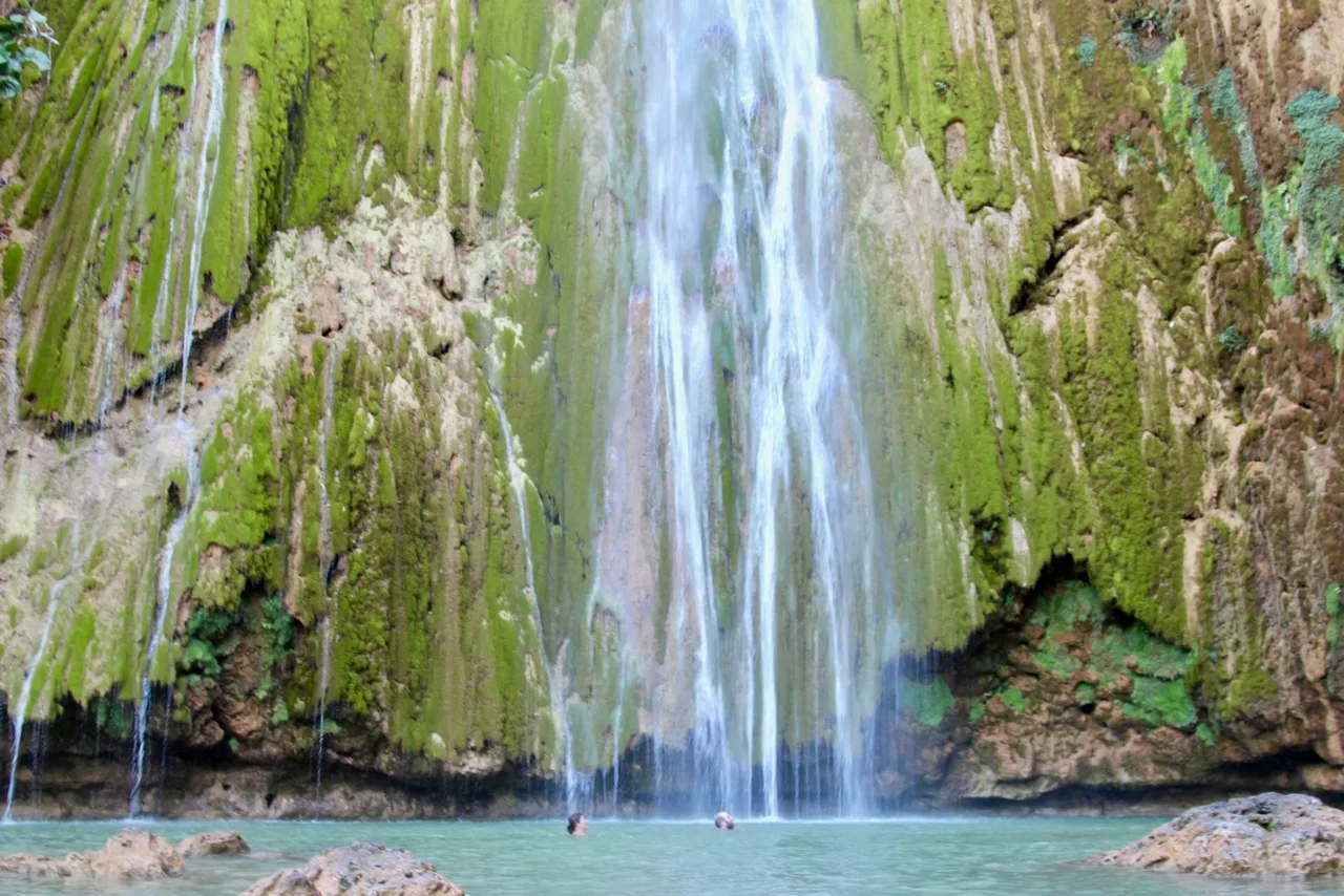 A trip to El Limon Waterfall